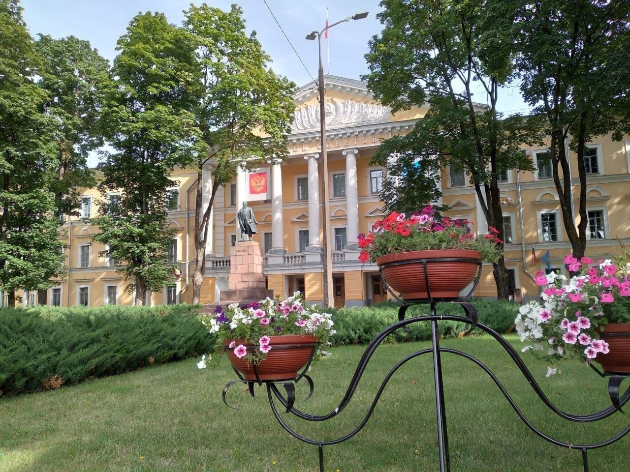Правительство Псковской области выставит на продажу 36 процентов акций АО «Псковжилстрой»